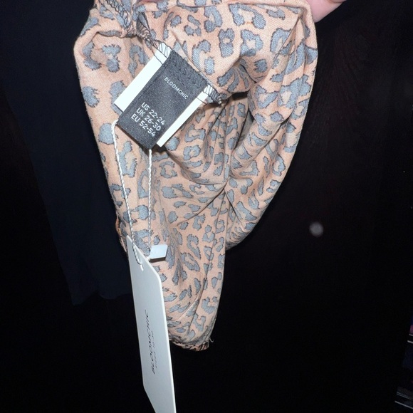 Bloomchic black leopard print top NWT 22/24 - Picture 4 of 4